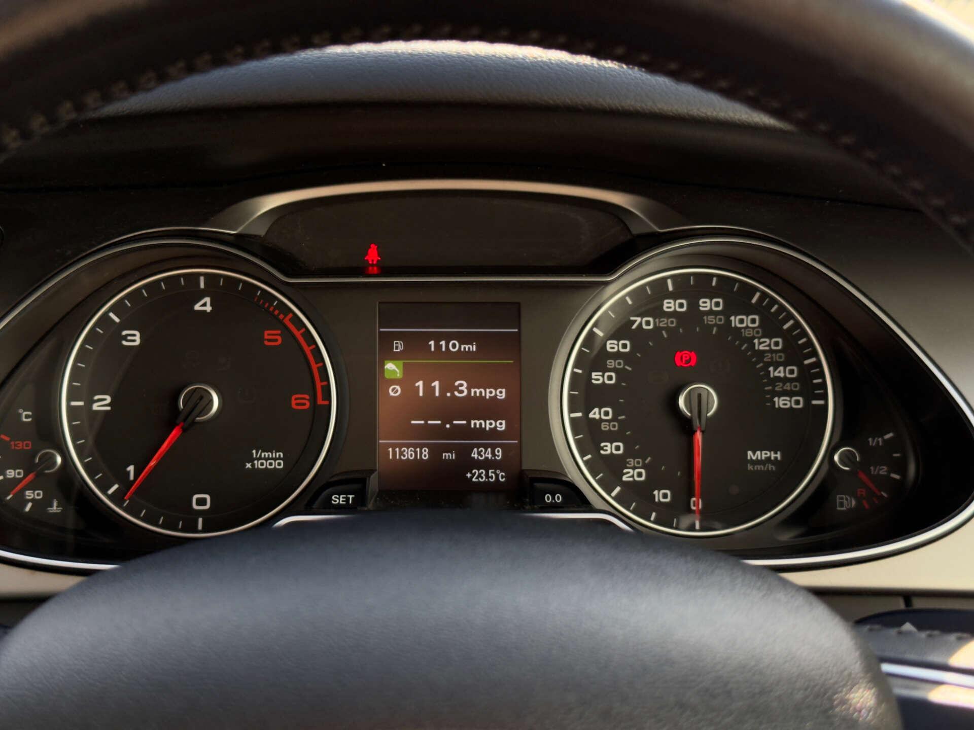 Audi A4 view 51