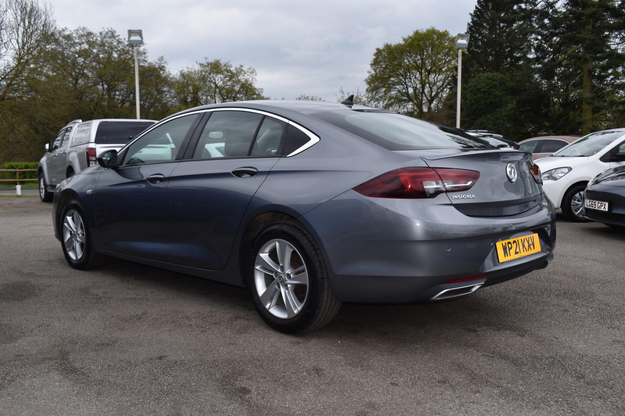 Insignia - 2.0 Turbo D SRi Nav Grand Sport Euro 6 (s/s) 5dr - Image 18