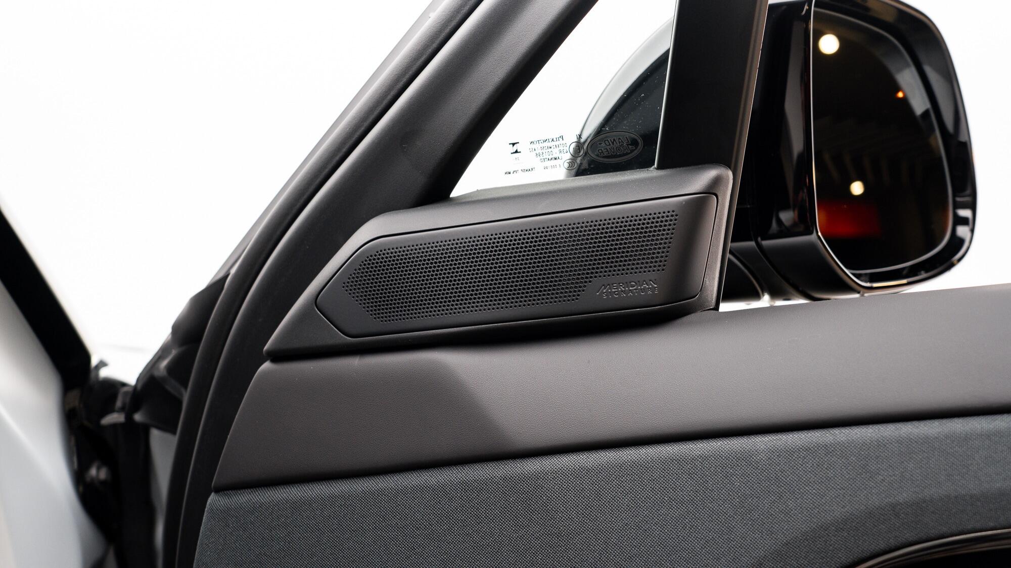 Land Rover Range Rover Sport view 46