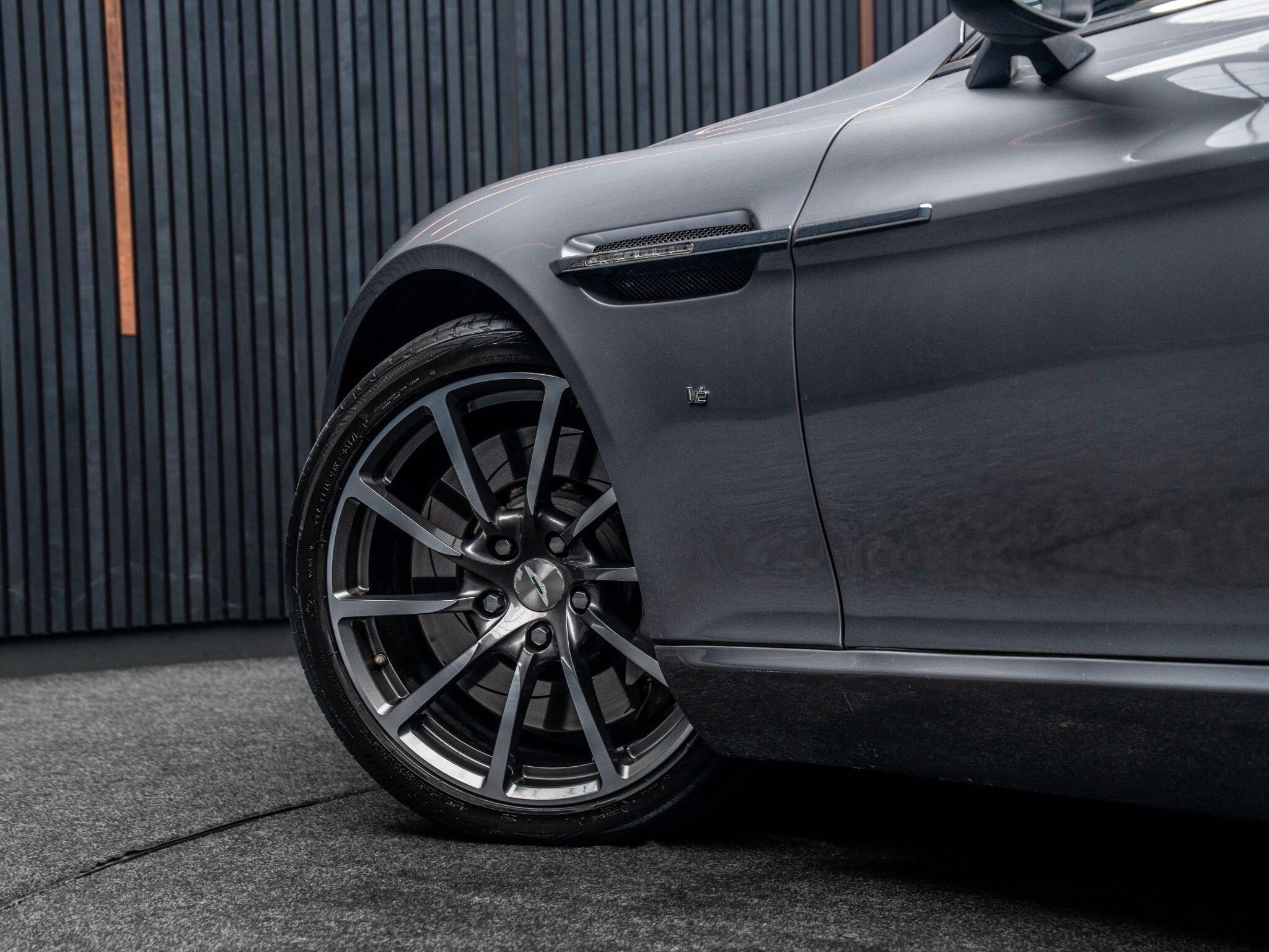 Aston Martin Rapide view 15