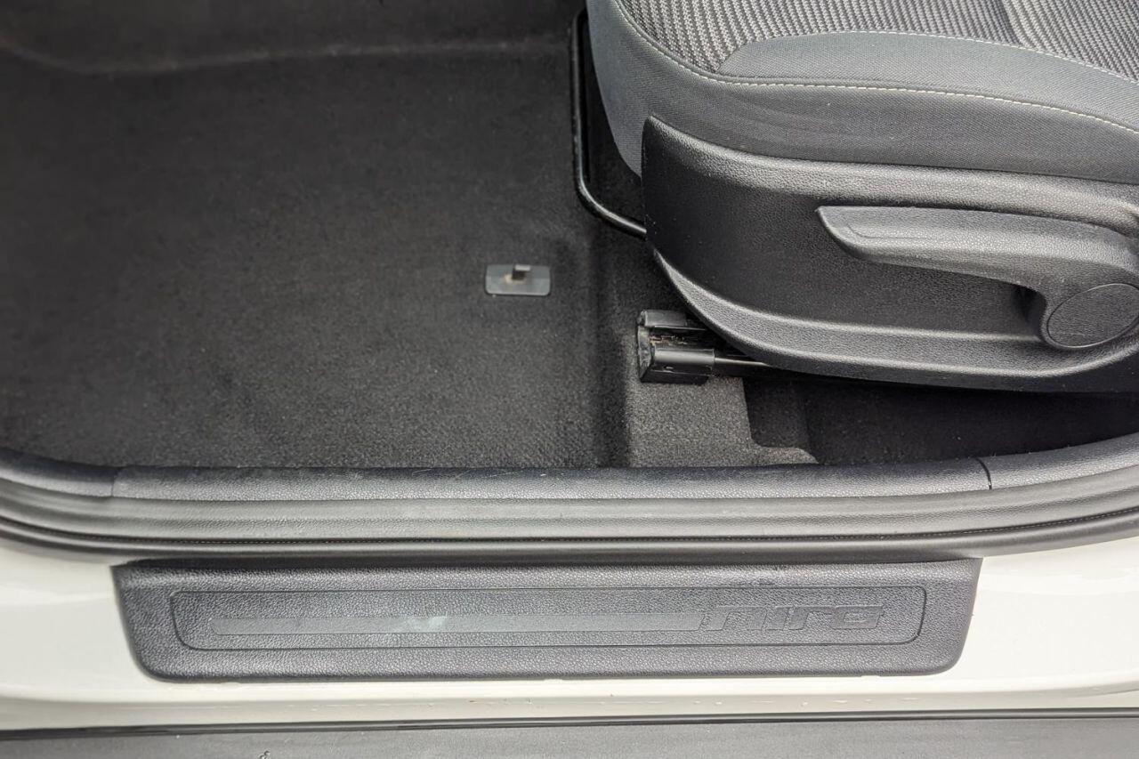 Kia Niro view 29