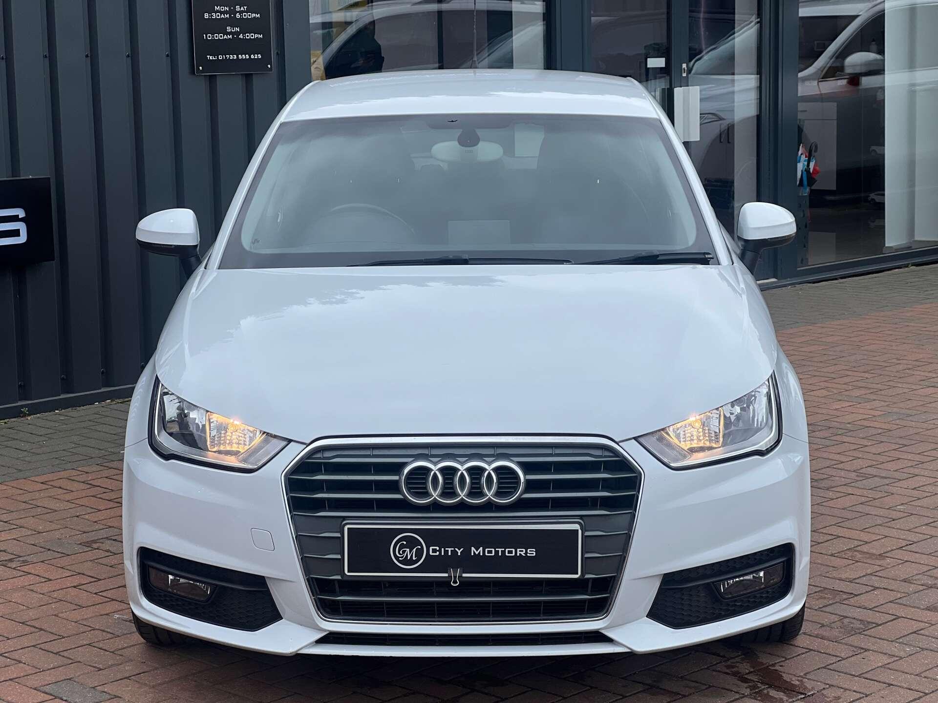 Audi A1 view 4