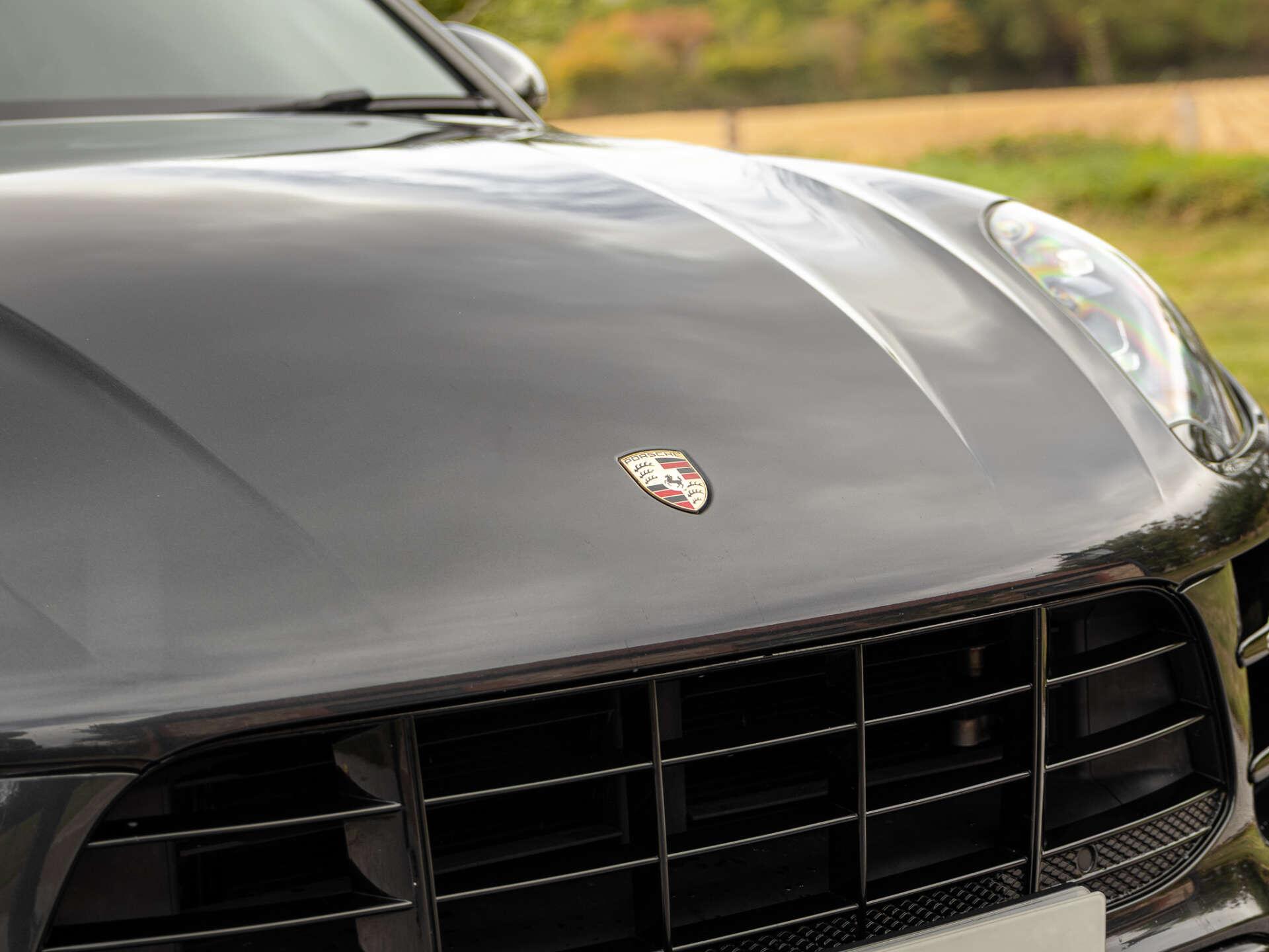 Porsche Macan view 7
