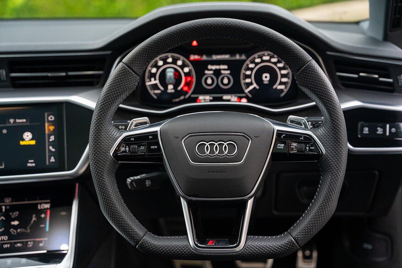 Audi RS6 view 47