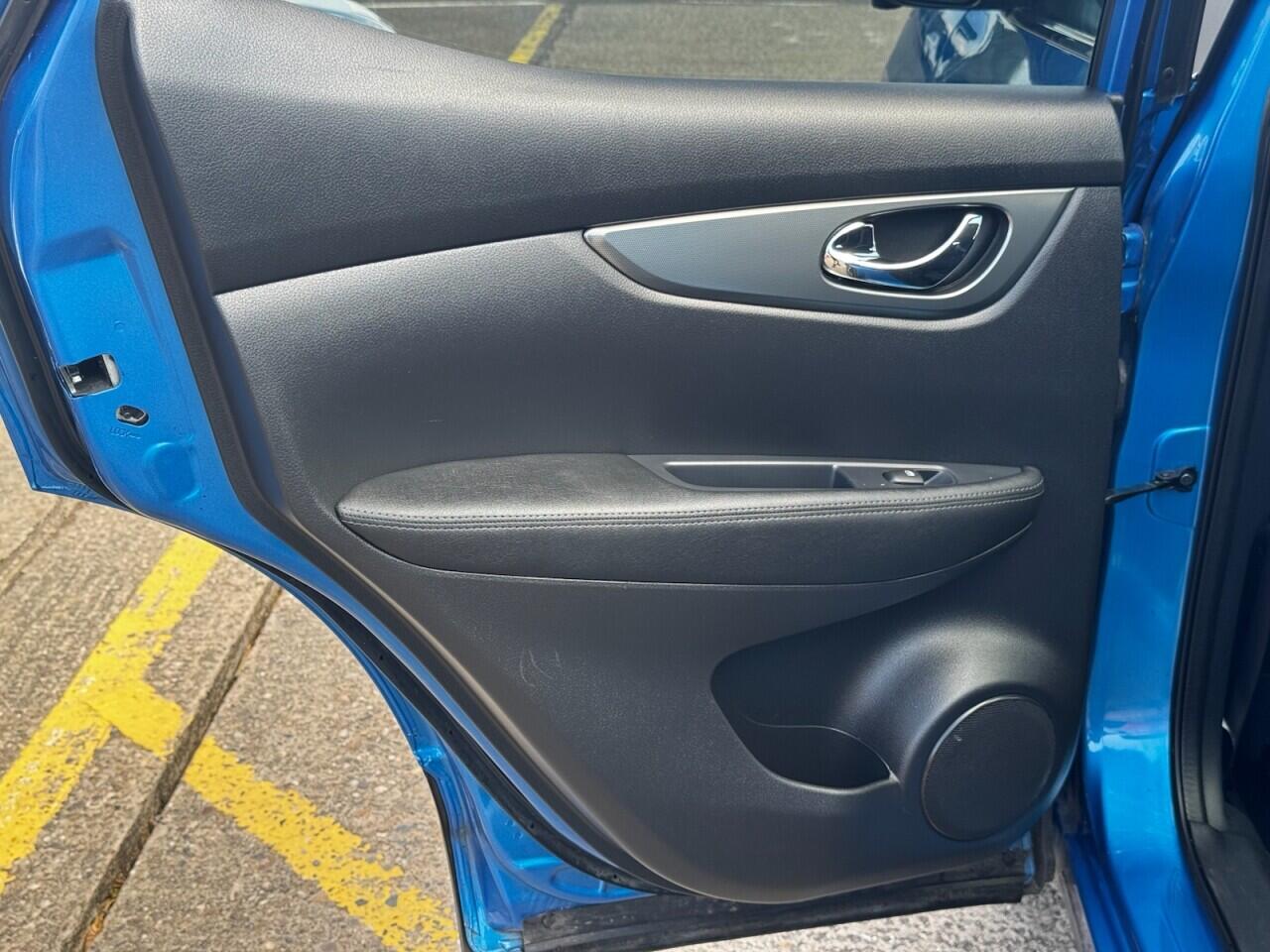 Nissan Qashqai view 27