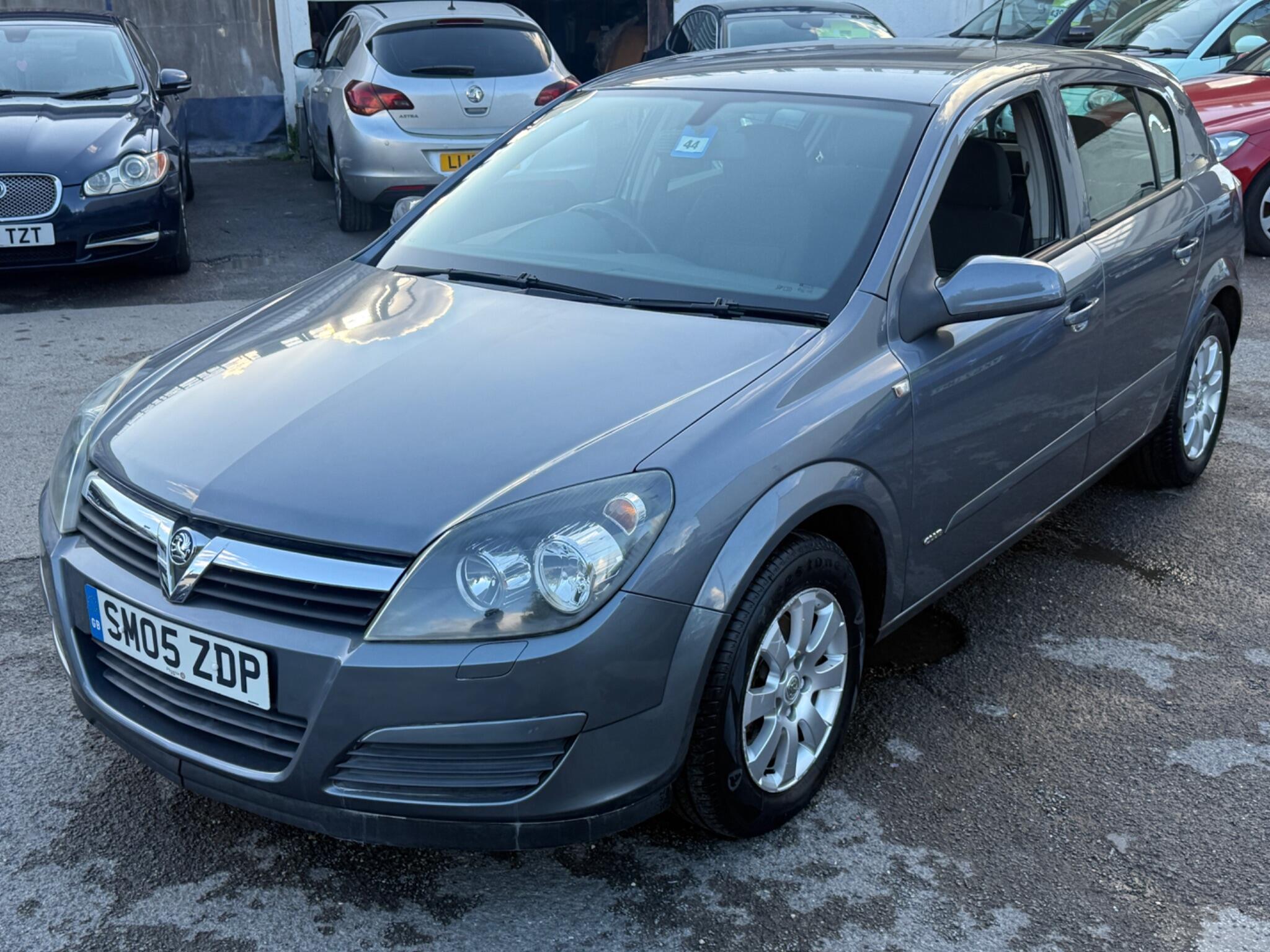 Vauxhall Astra - Image 9