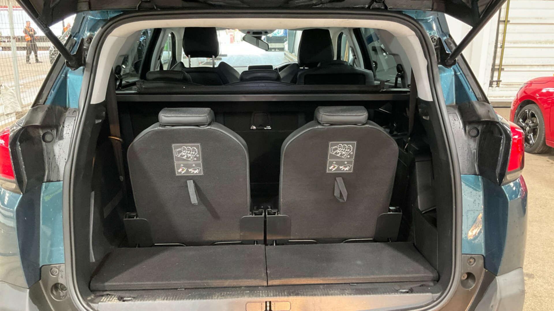 Peugeot 5008 view 10