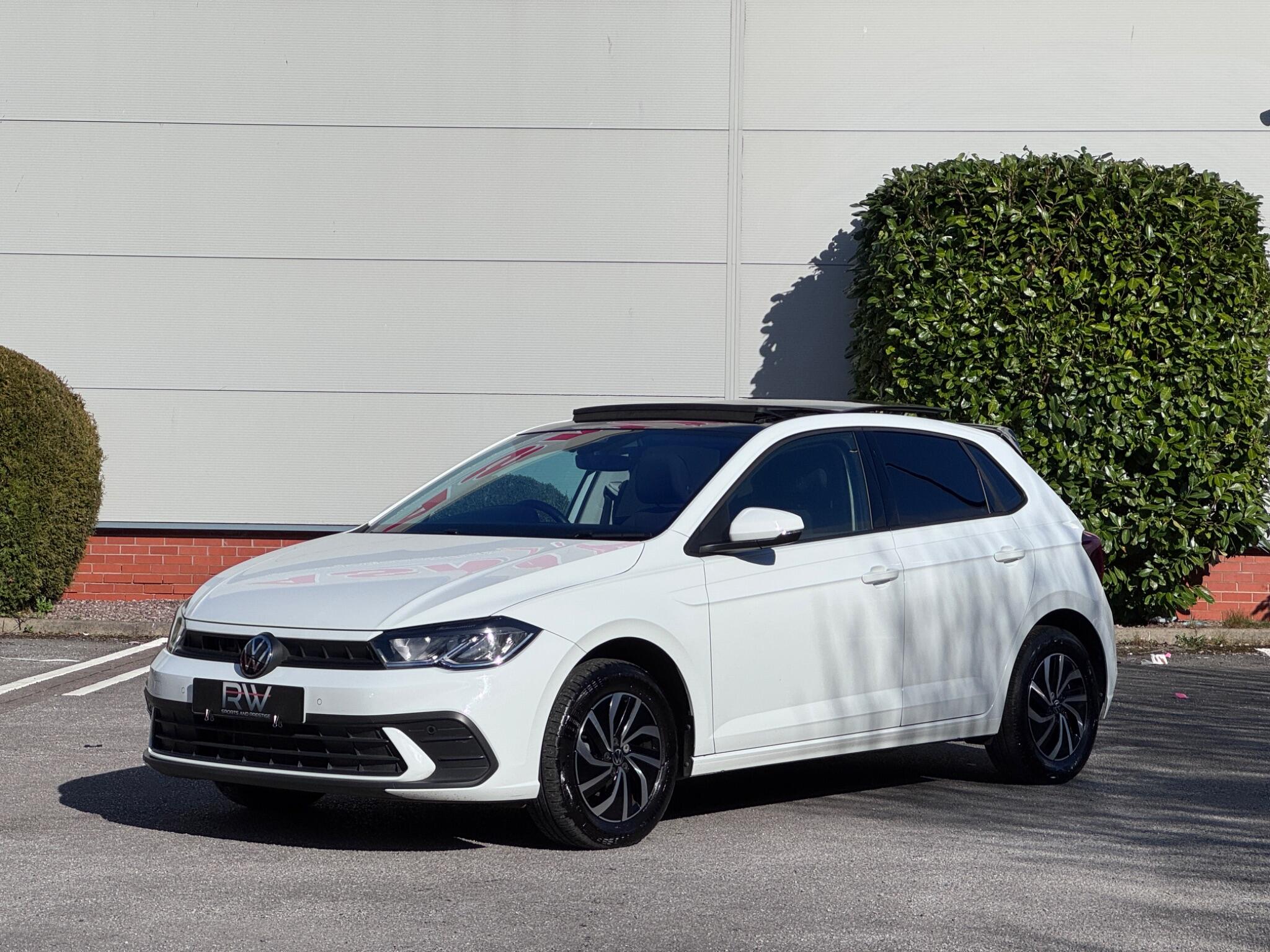 Volkswagen Polo view 9