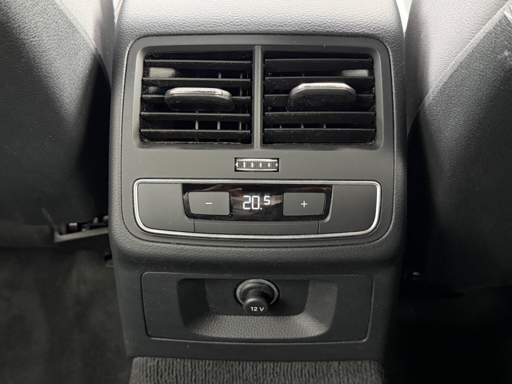 Audi A4 view 45