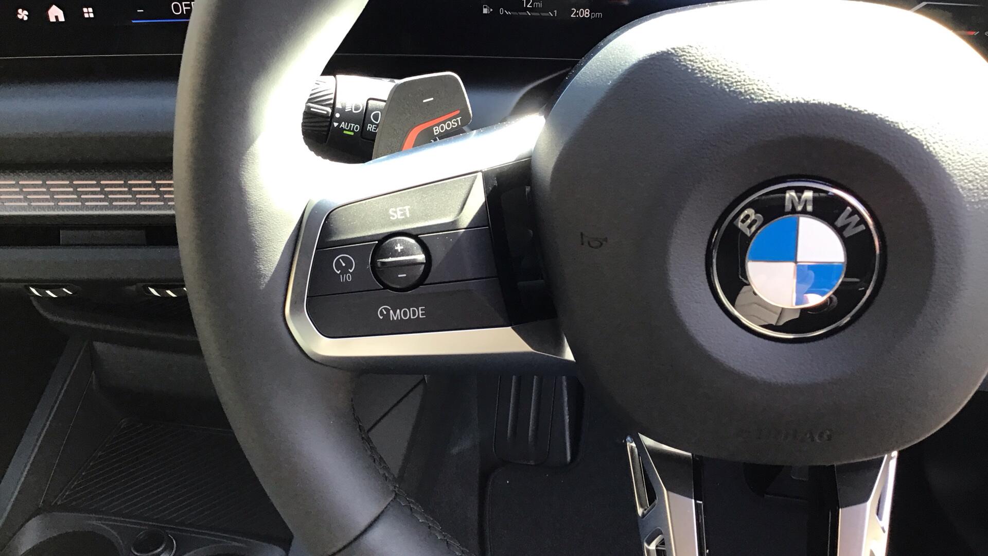 BMW 1 Series view 17