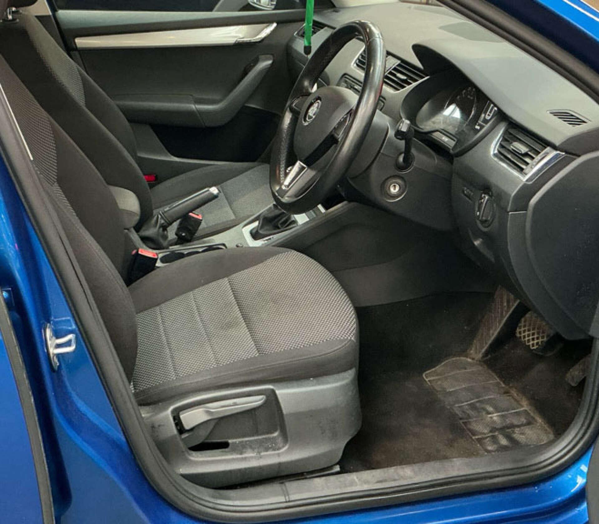 Skoda Octavia view 4