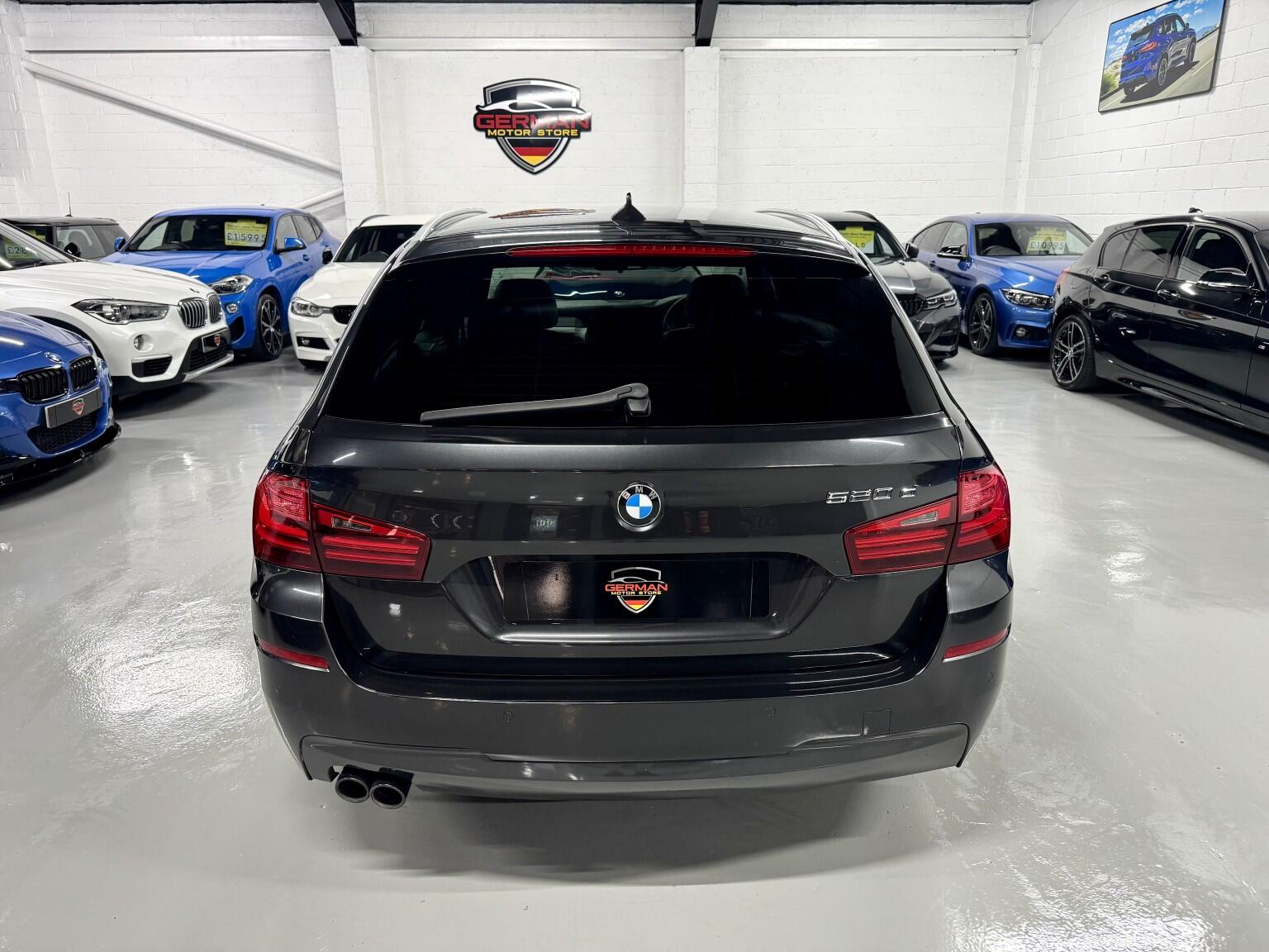 BMW 5 Series view 11