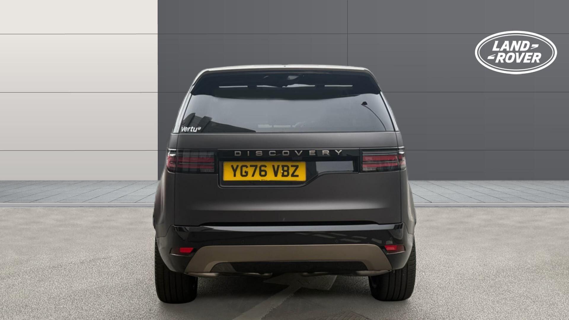 Land Rover Discovery view 4