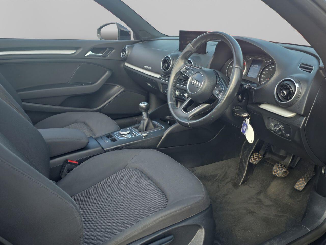 Audi A3 Cabriolet view 12