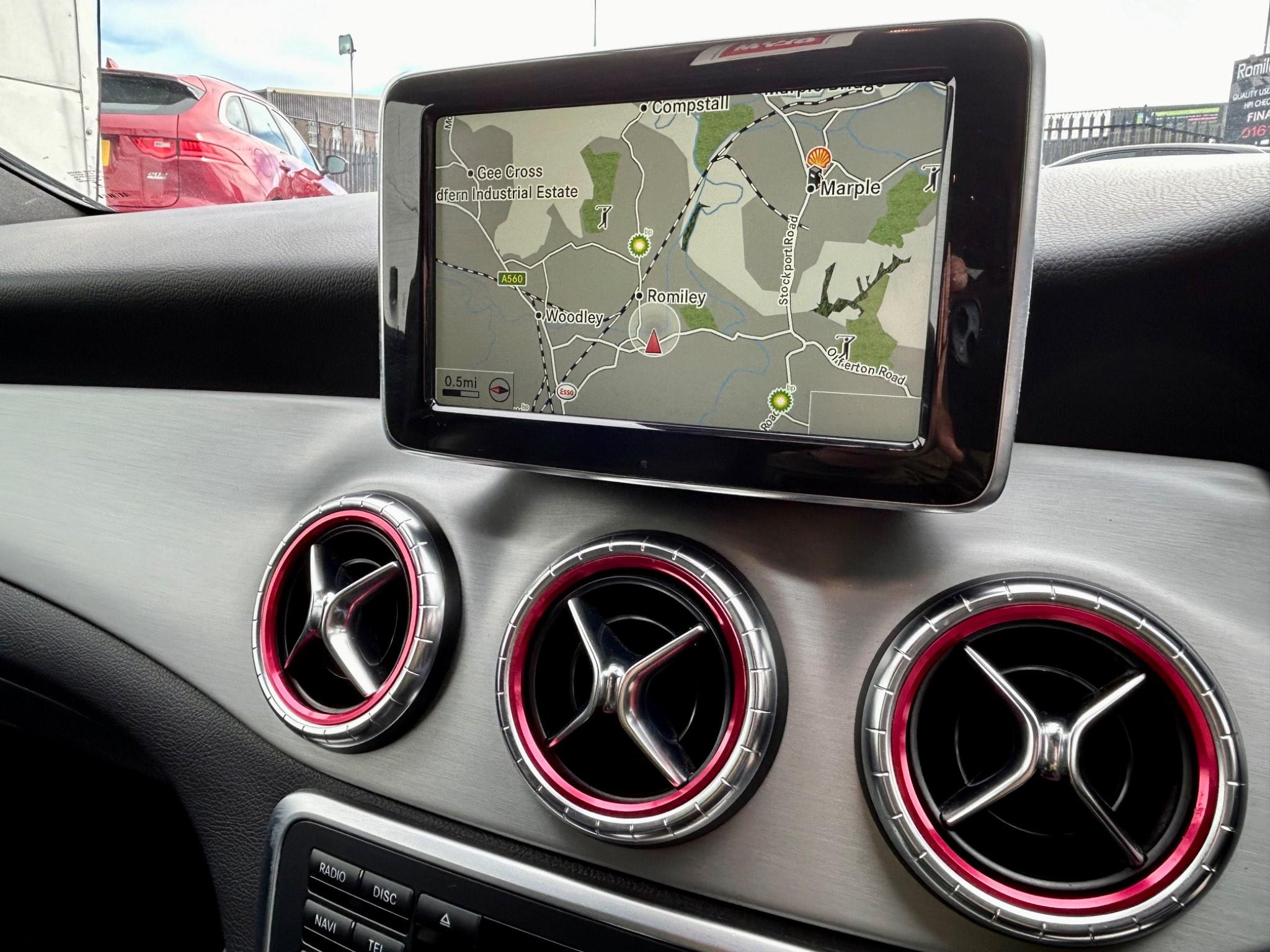 Mercedes-Benz CLA view 26