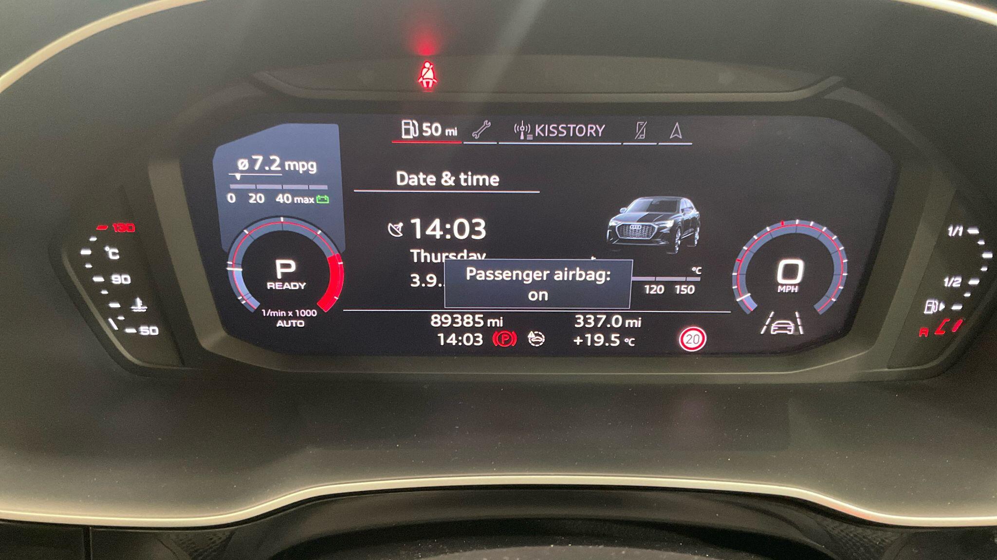 Audi Q3 view 7