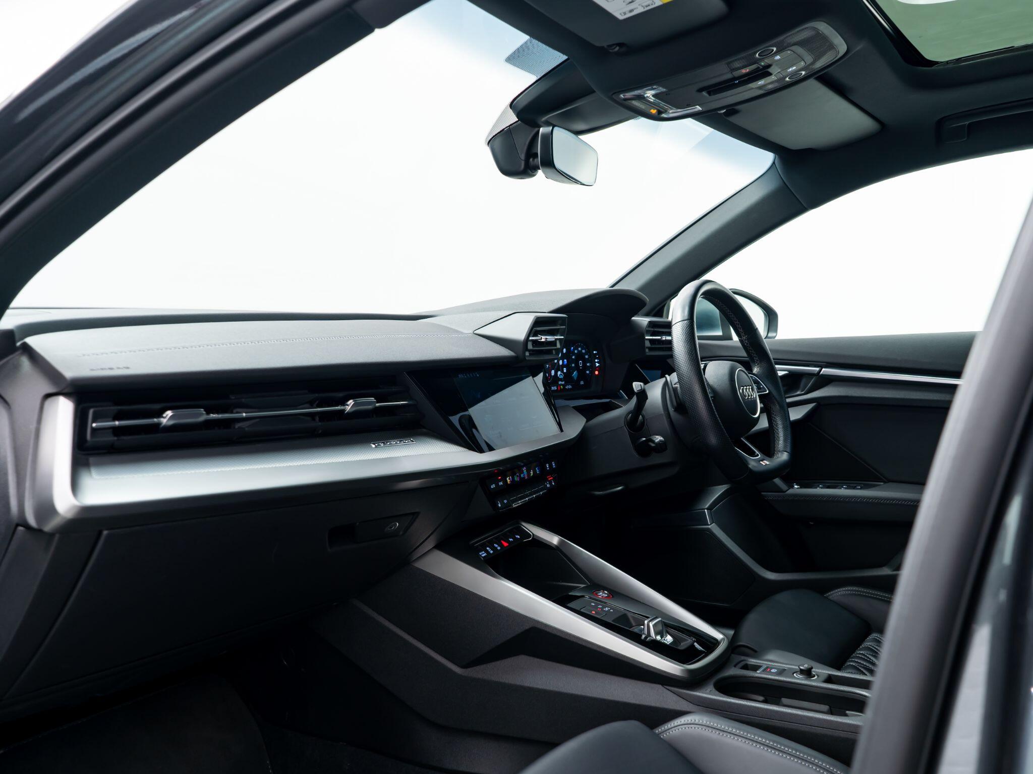 Audi S3 view 8