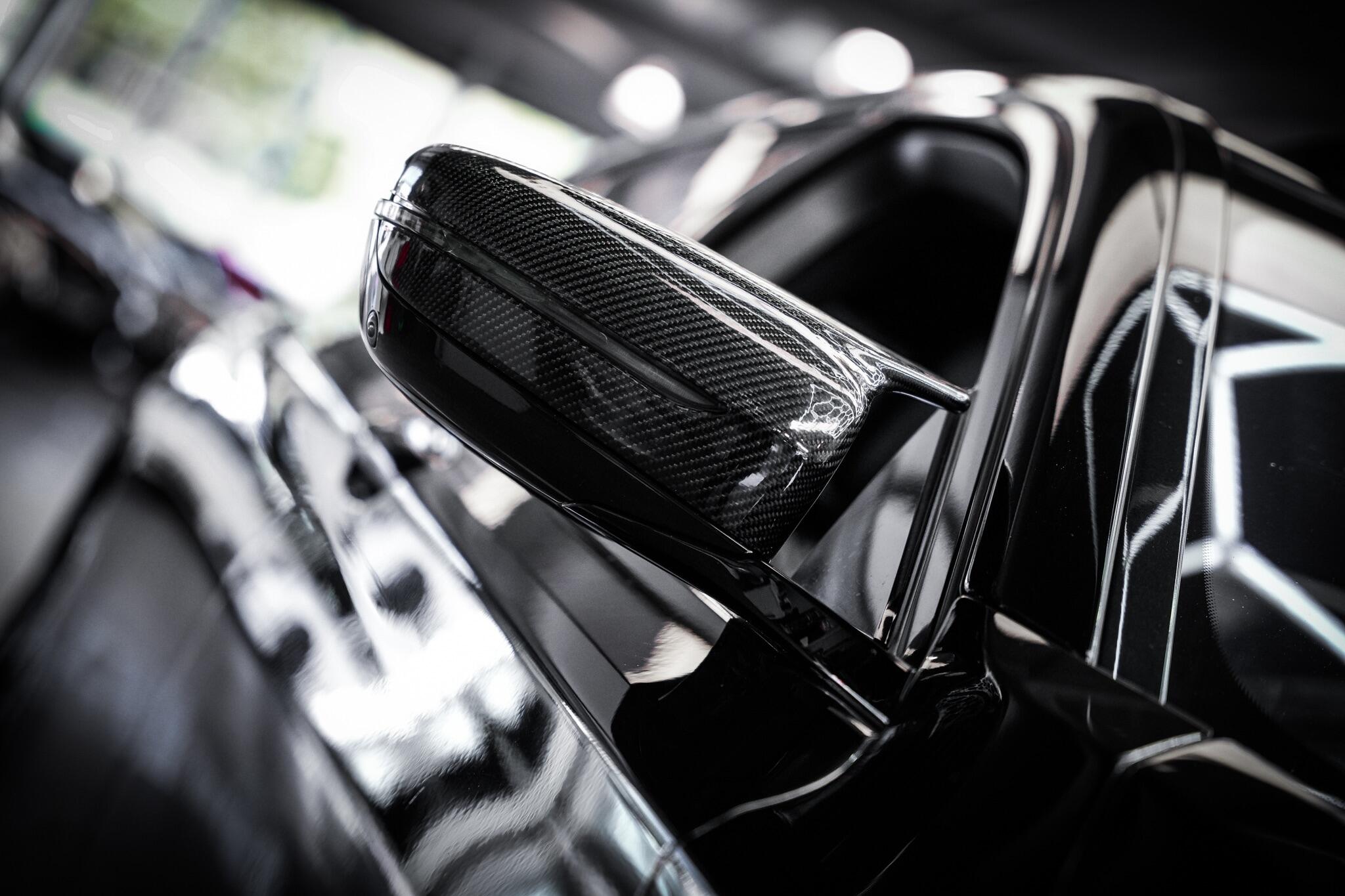 BMW 7 Series view 35