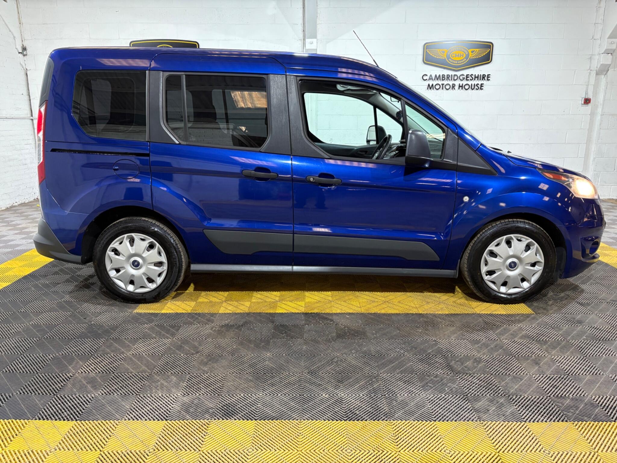 Ford Tourneo Connect view 16