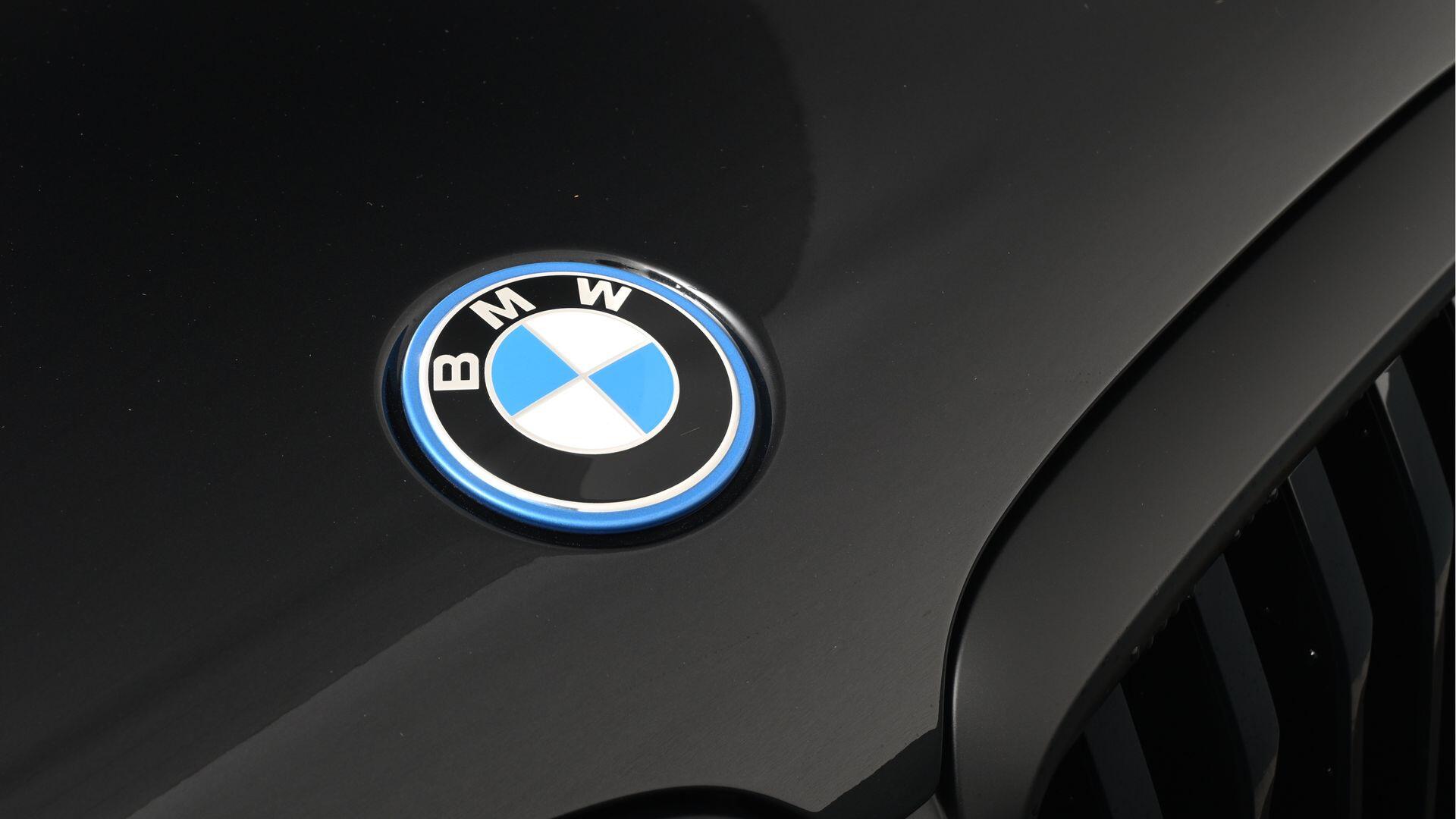 BMW X5 view 34