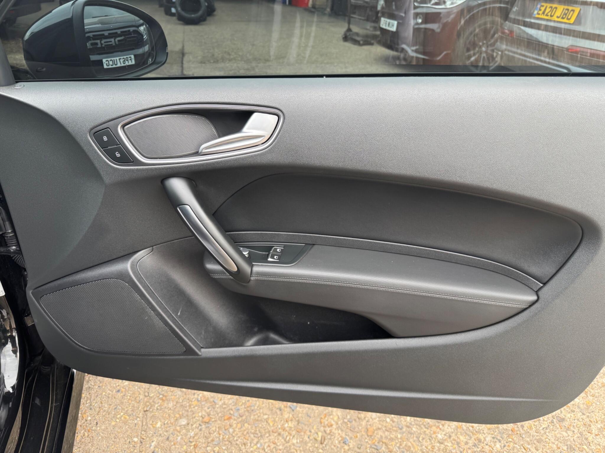 Audi A1 view 14