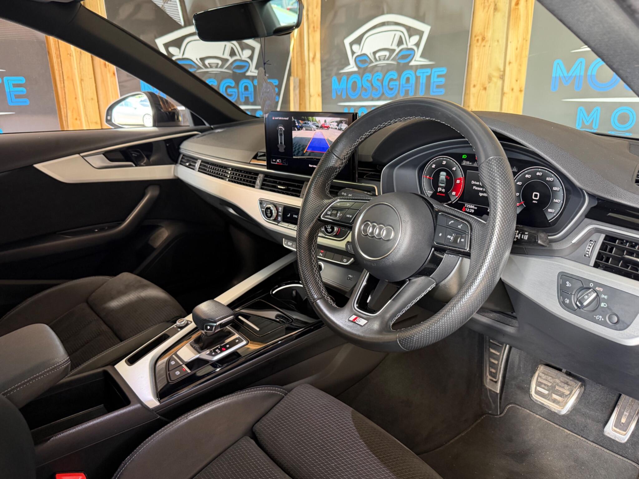 Audi A4 view 17