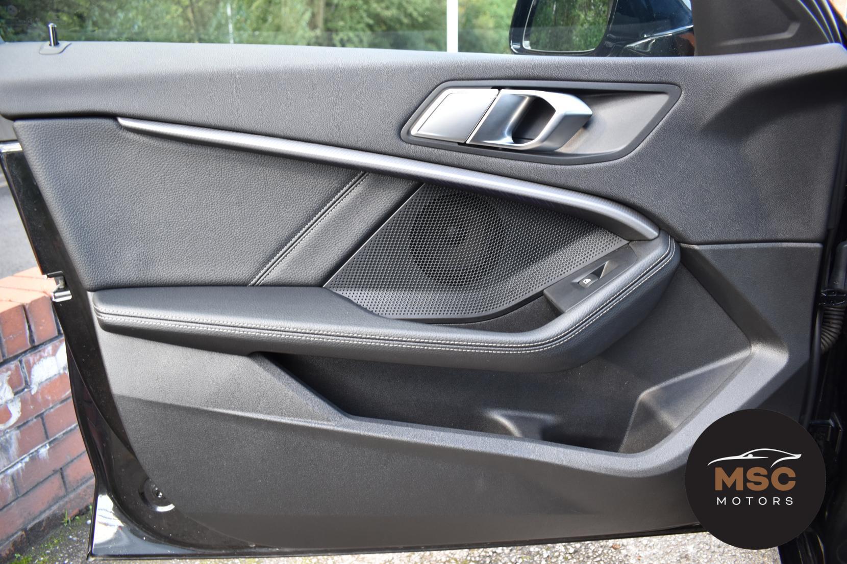 BMW 1 Series view 66