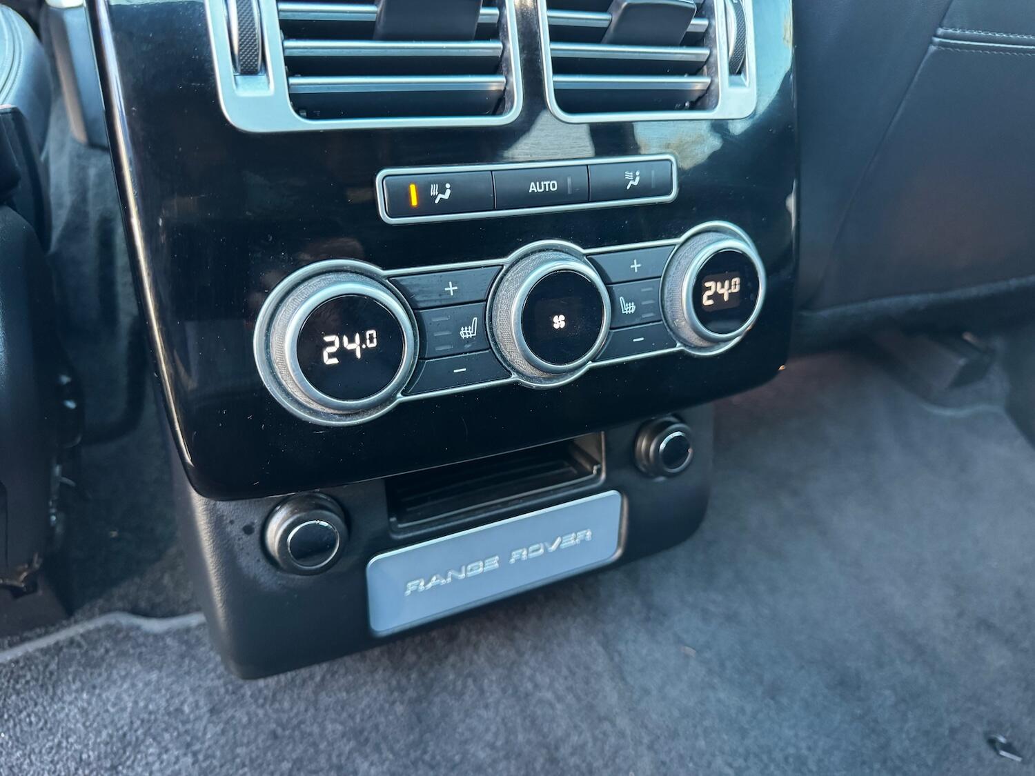 Land Rover Range Rover view 13