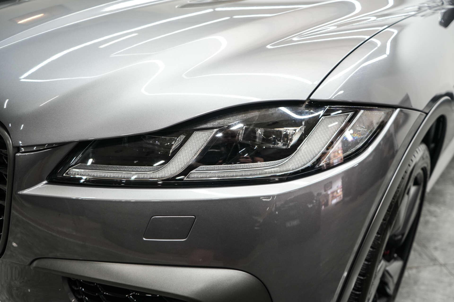 Jaguar F-Pace view 9