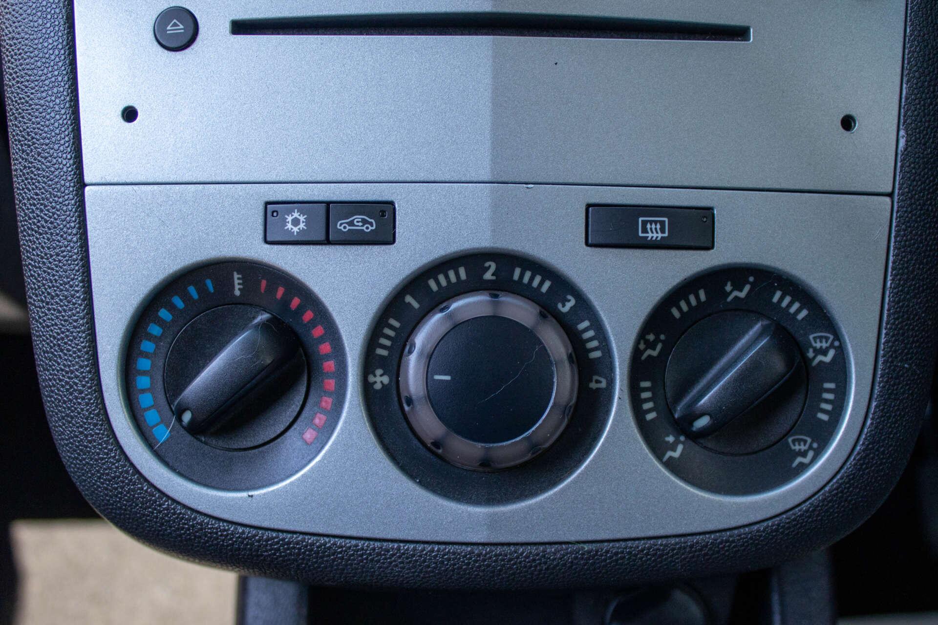 Vauxhall Corsa view 22