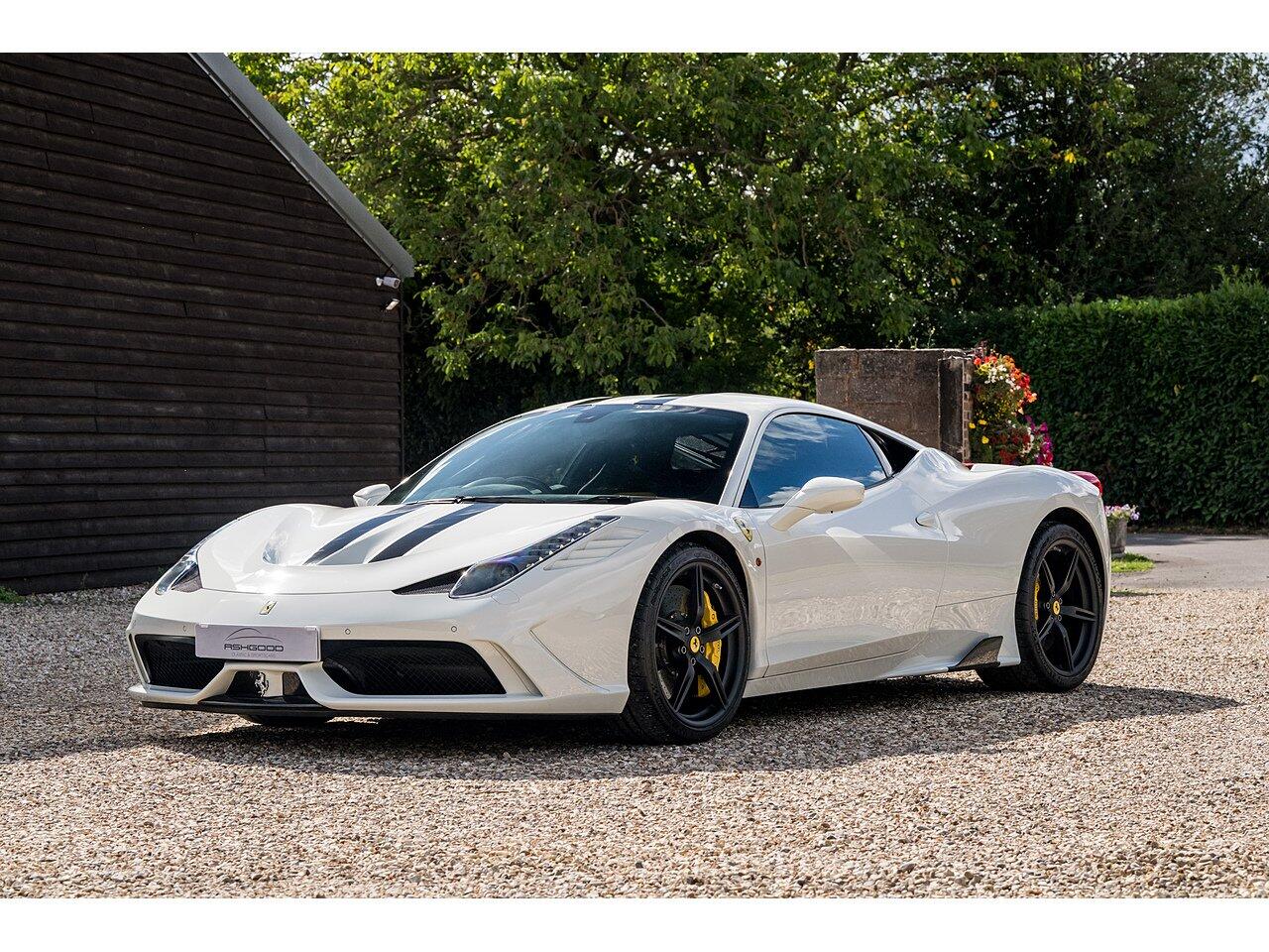 Ferrari 458 view 5
