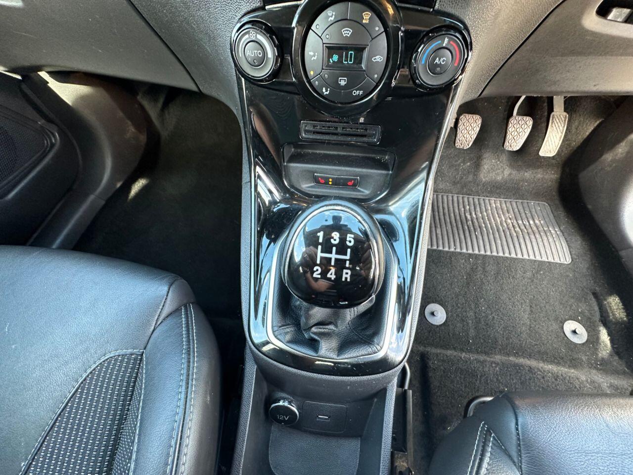 Ford Fiesta view 45