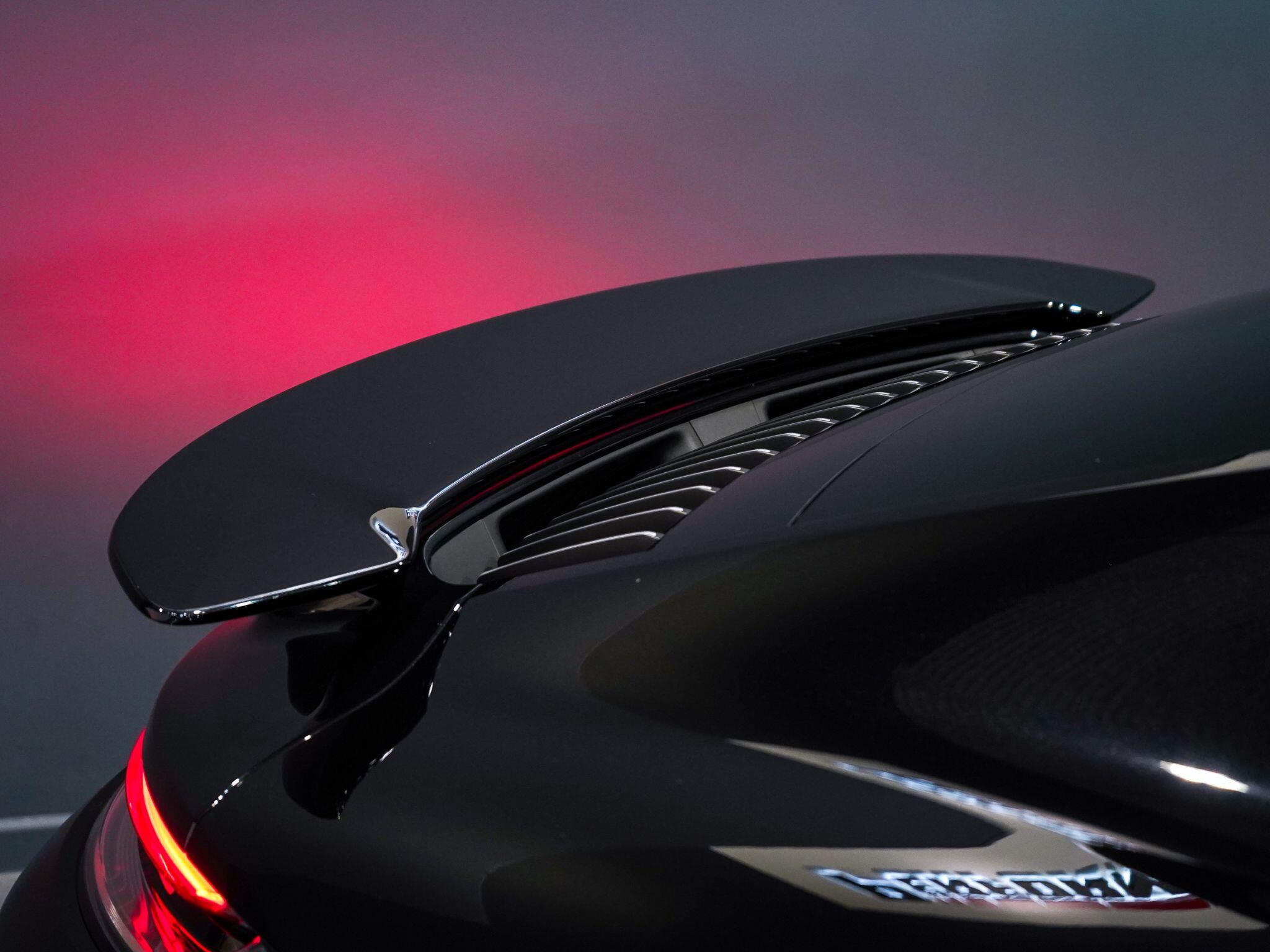 Porsche 911 view 47