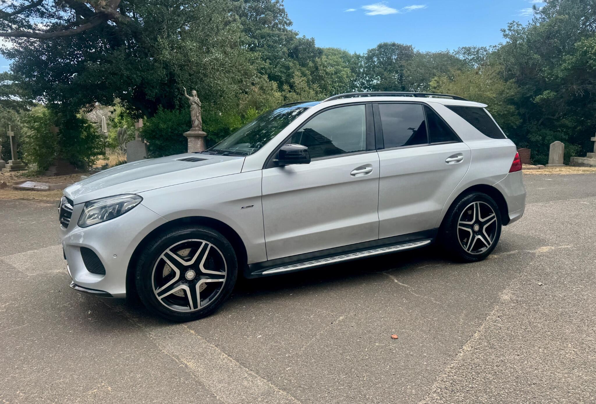 Mercedes-Benz Gle view 4