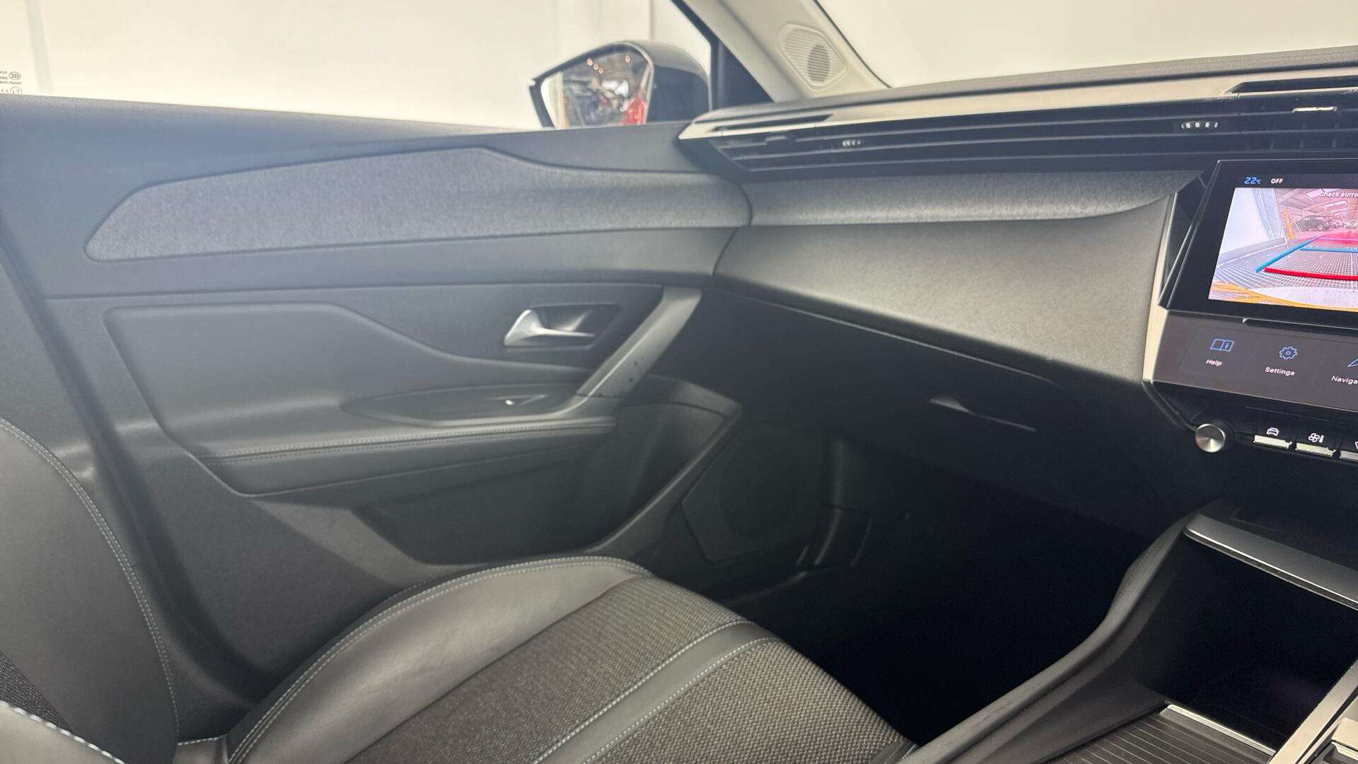 Peugeot 308 view 31