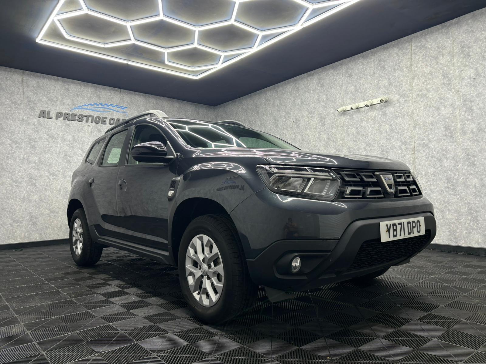 Dacia Duster view 5