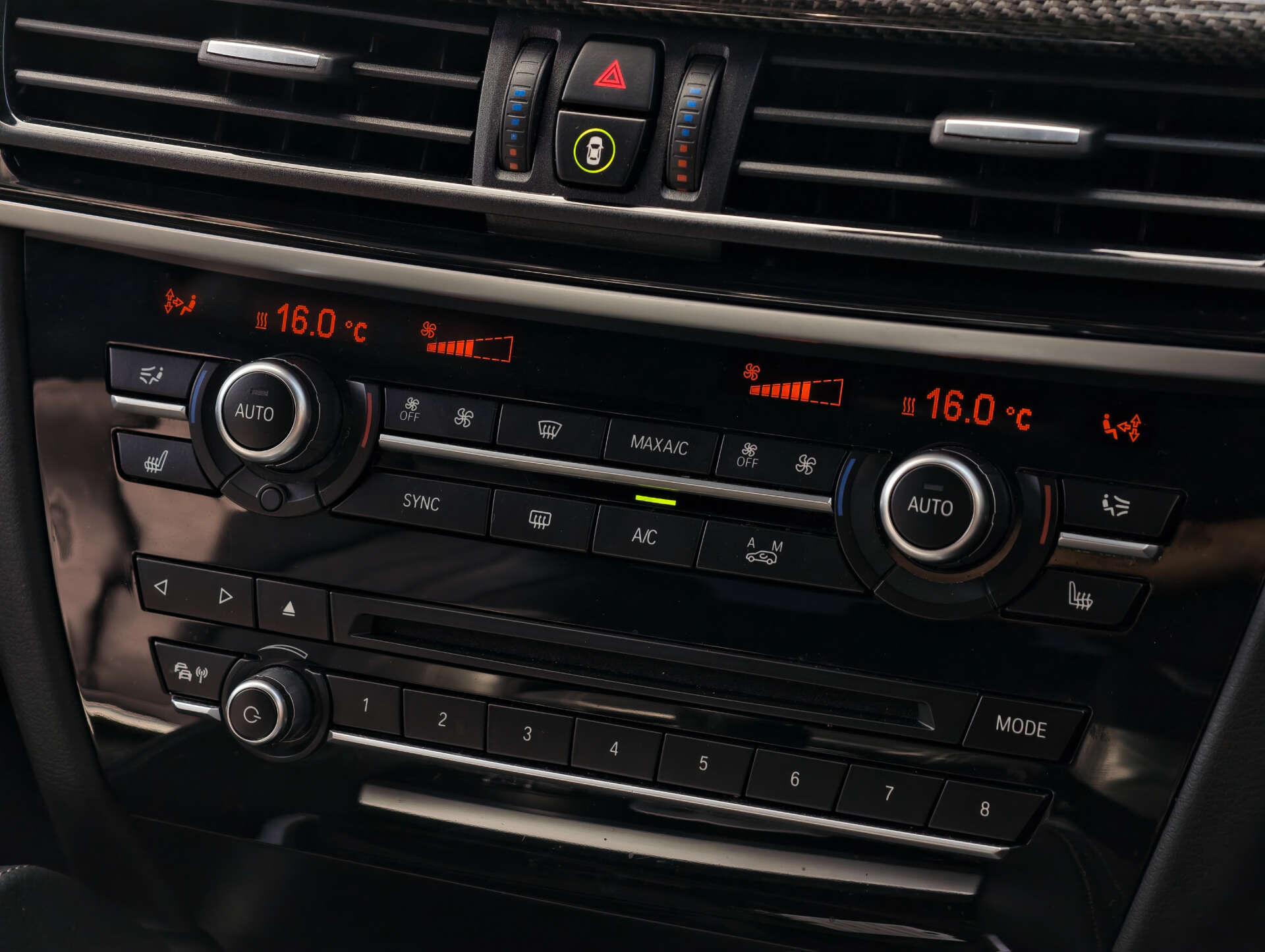 BMW X6 view 37