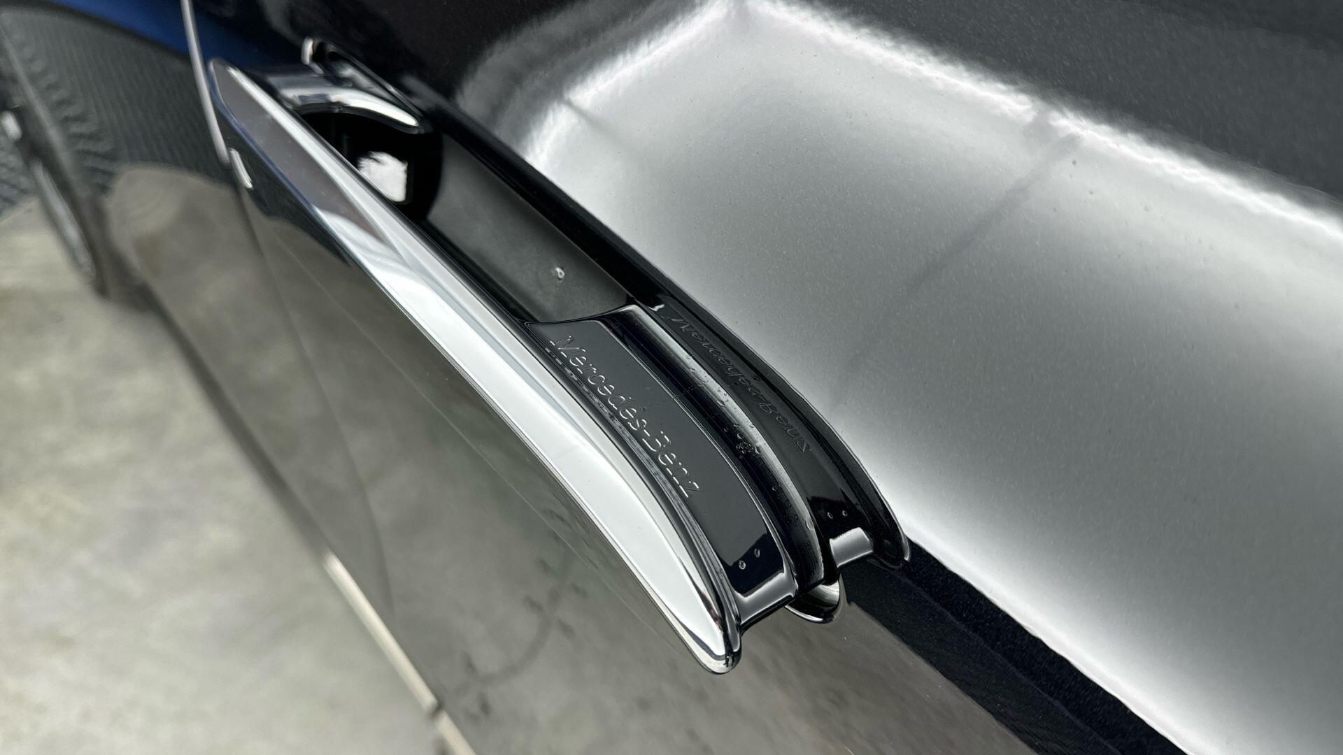 Mercedes-Benz EQE view 35
