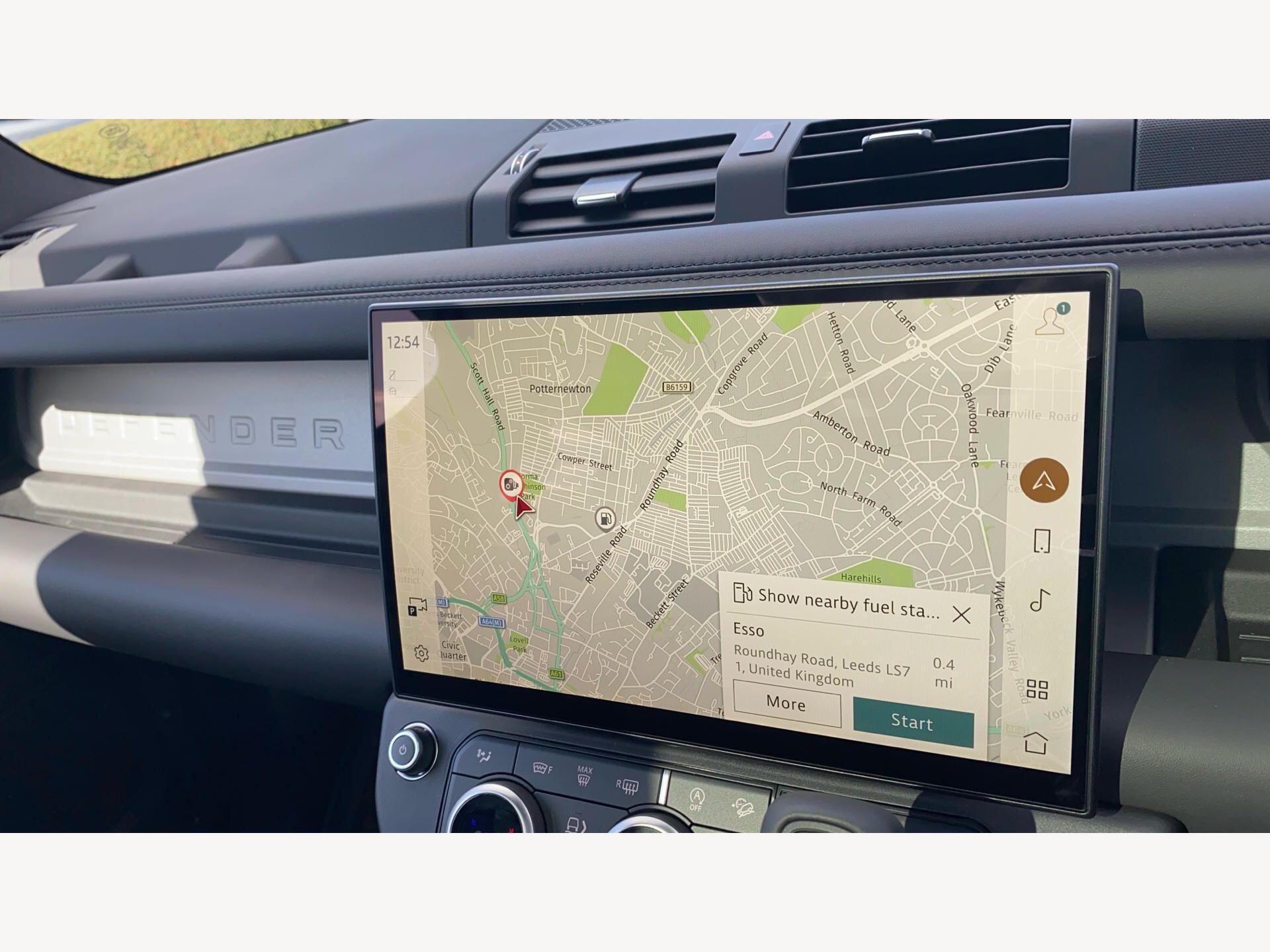 Land Rover Defender view 13