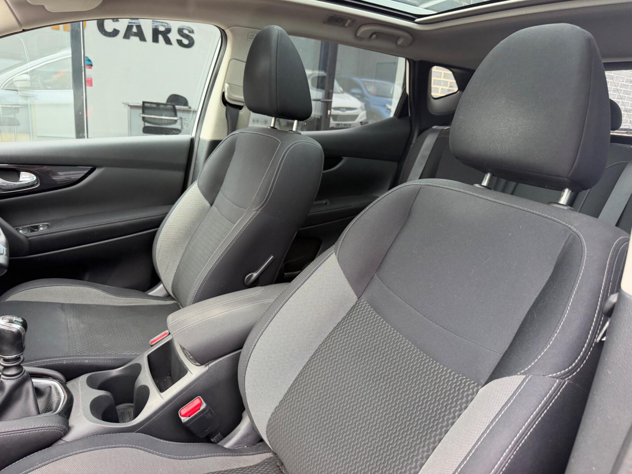 Nissan Qashqai view 17