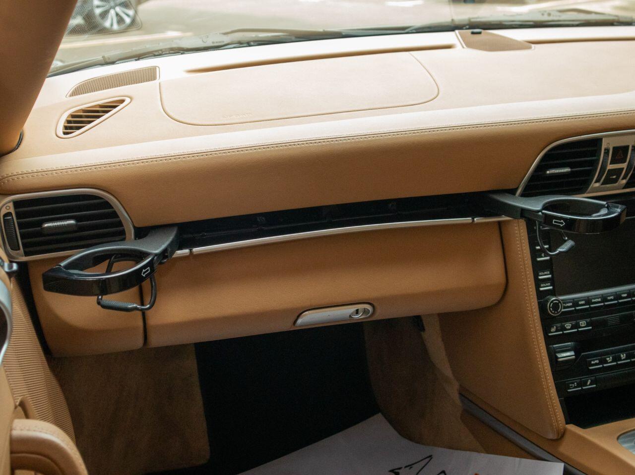 Porsche 911 view 44