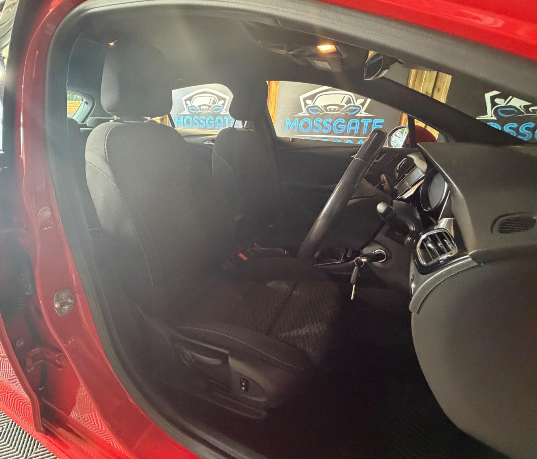 Vauxhall Astra view 24