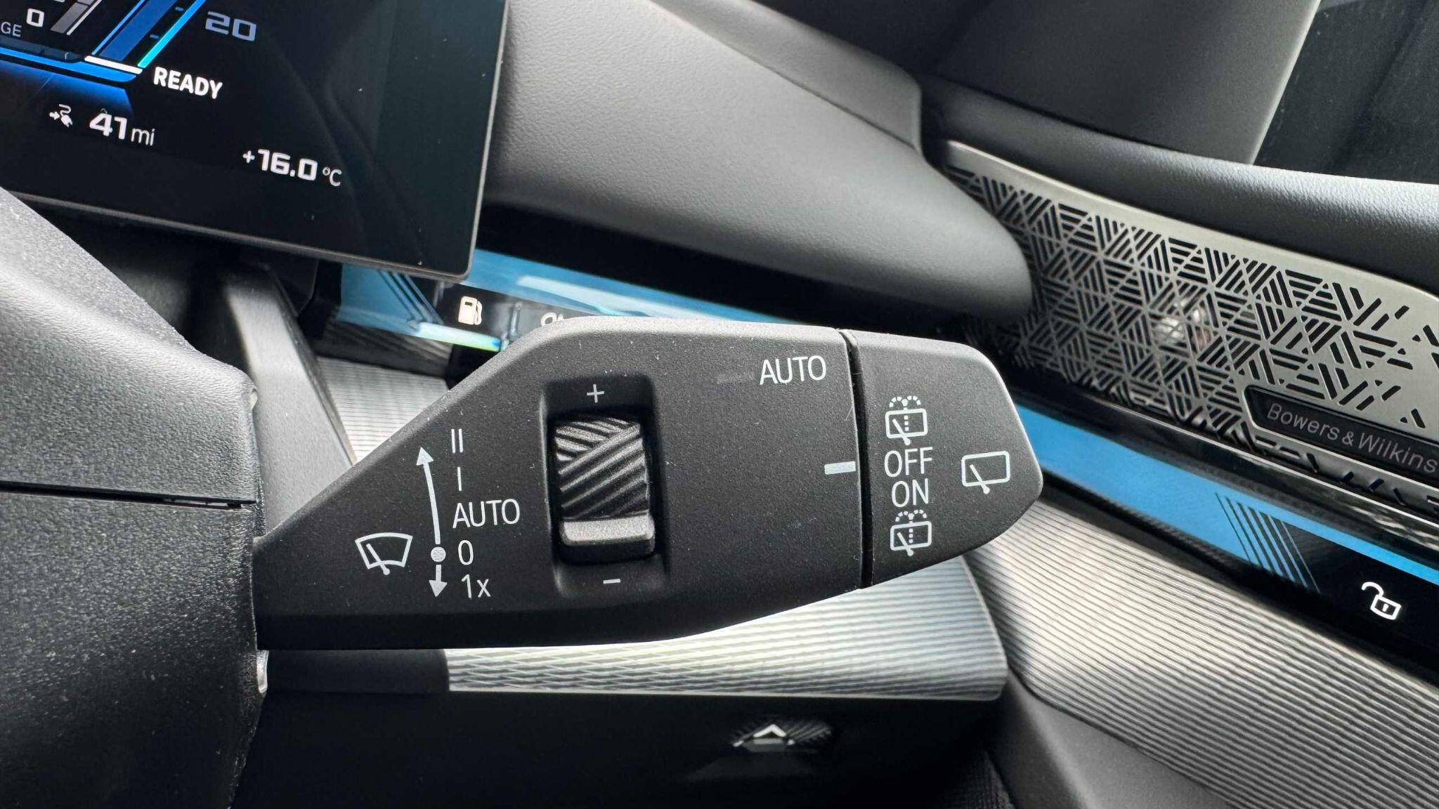 BMW M5 view 34