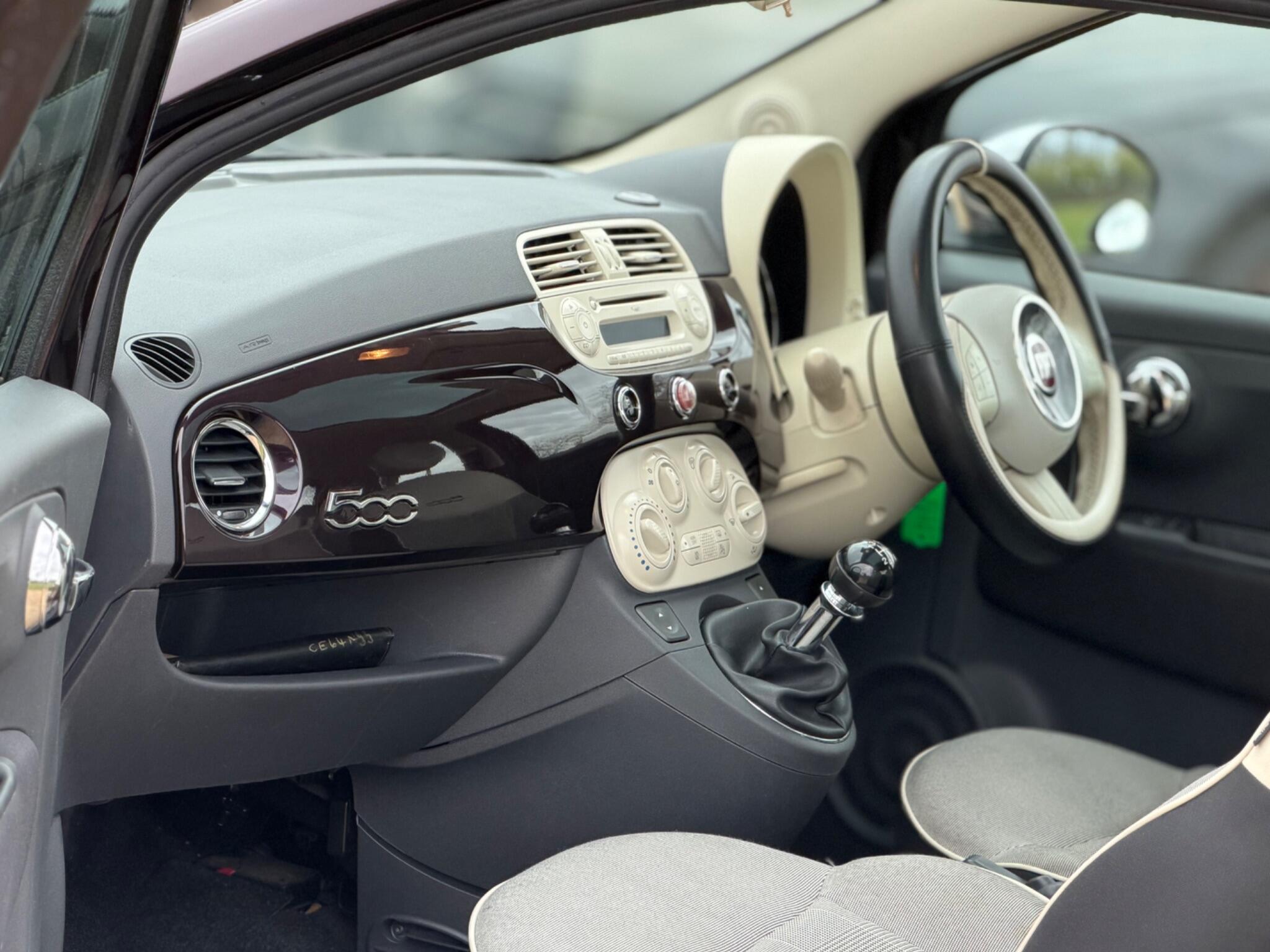 2014 Fiat 500 1.2 Lounge Euro 6 (s/s) 3dr image 17