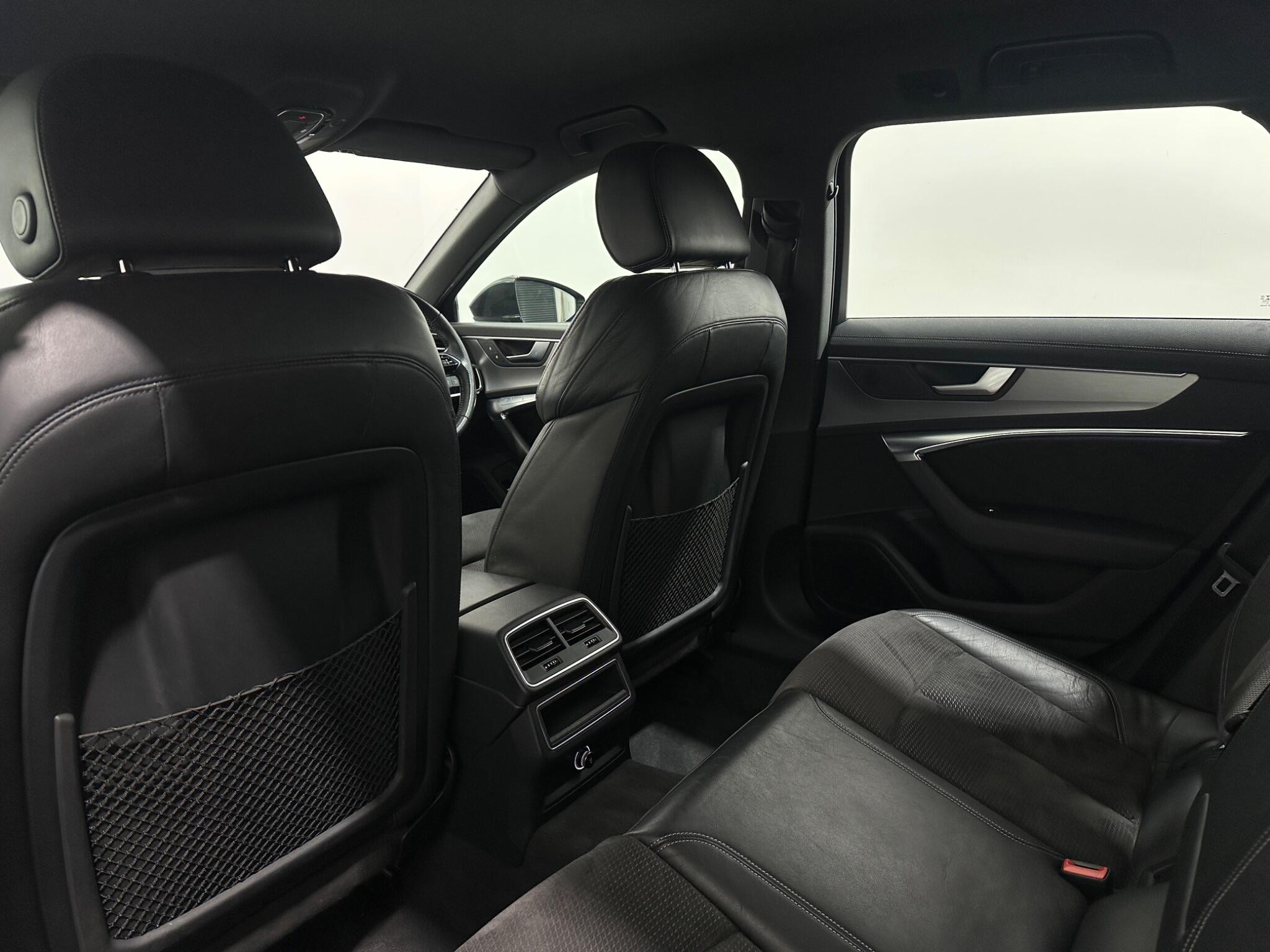 Audi A6 Avant view 39