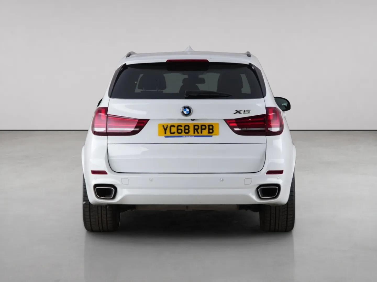 BMW X5 view 7
