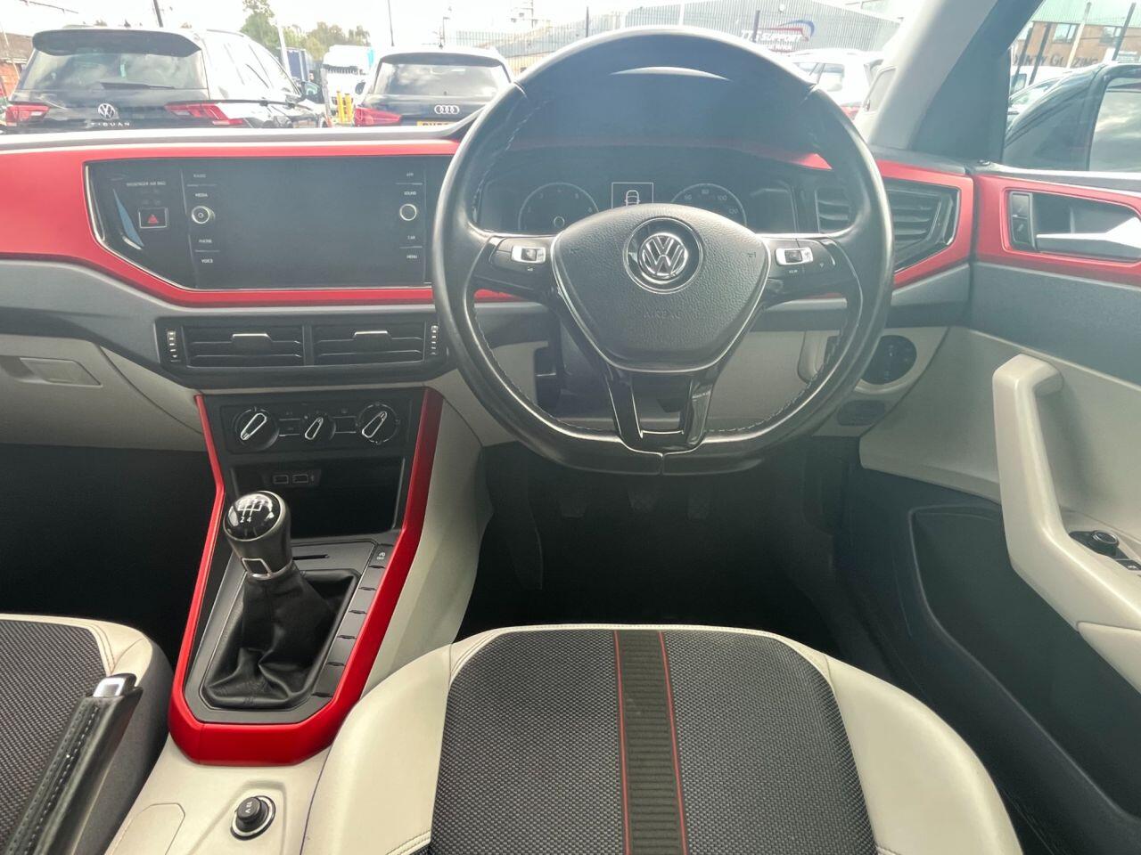 Volkswagen Polo view 16