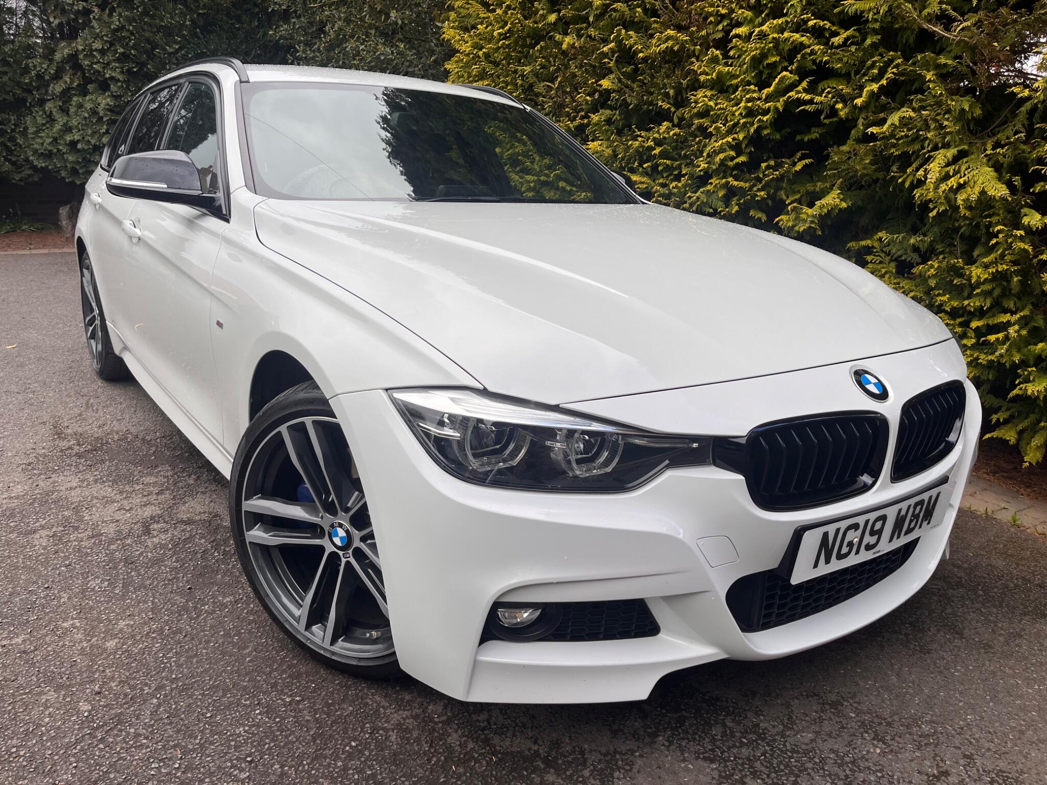 BMW 3 Series view 22