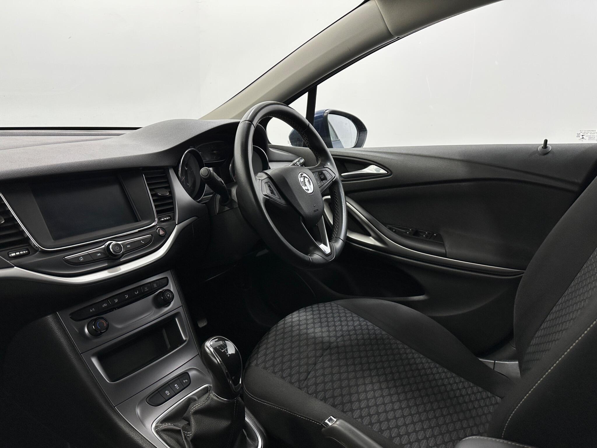 Vauxhall Astra view 29