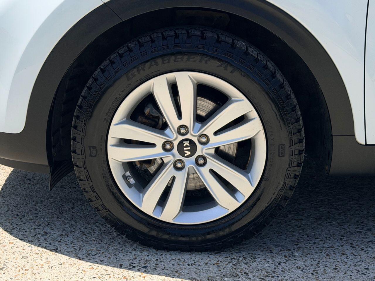 Kia Sportage view 11